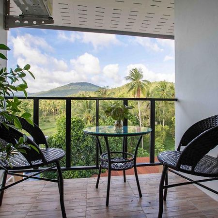 Laewan Guesthouse Baan Tai Luaran gambar