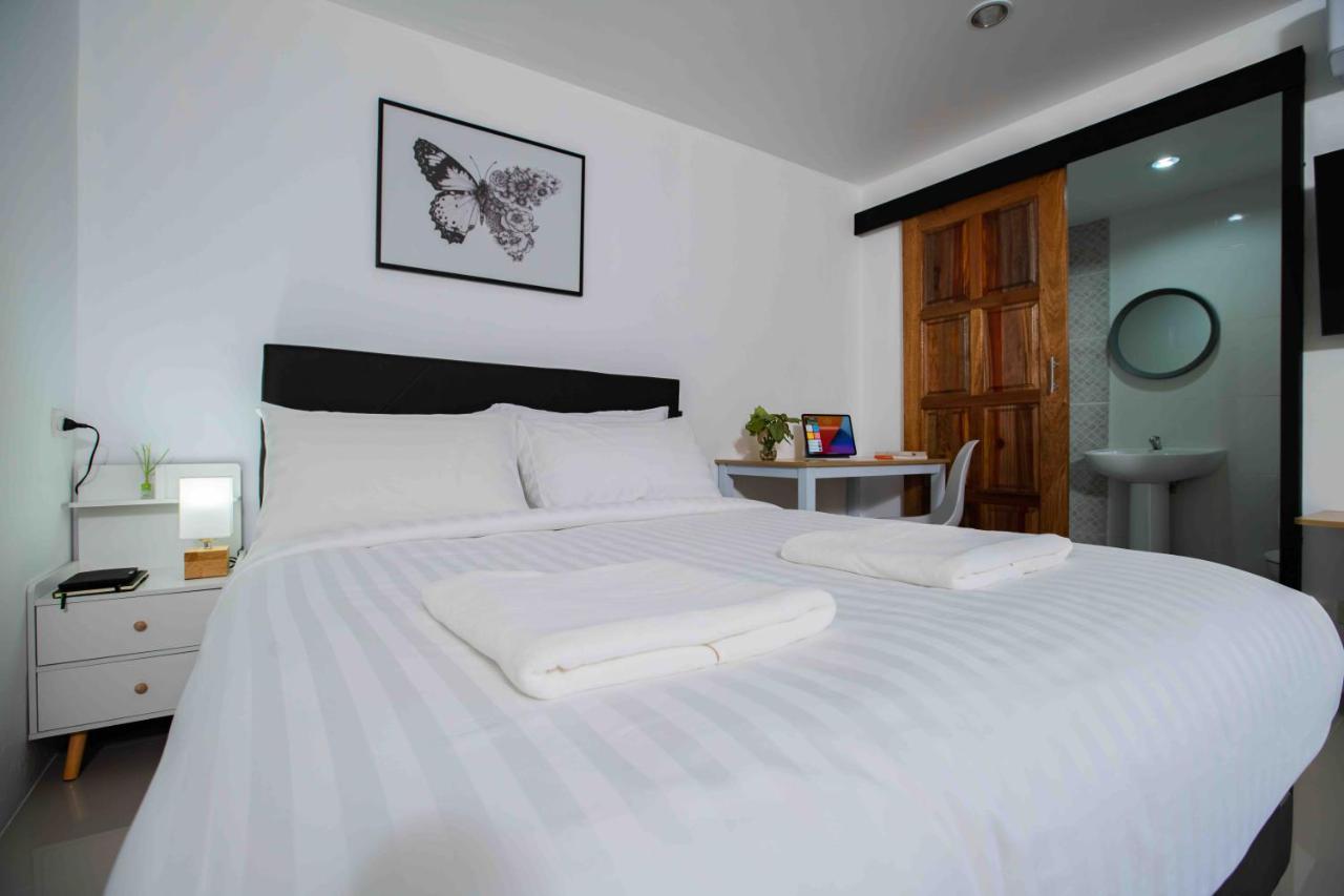 Laewan Guesthouse Baan Tai Luaran gambar