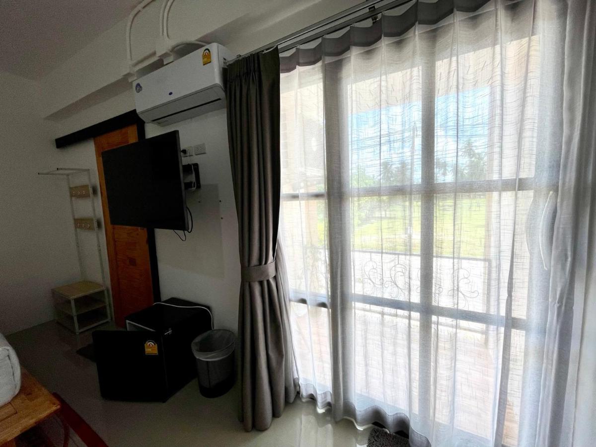 Laewan Guesthouse Baan Tai Luaran gambar