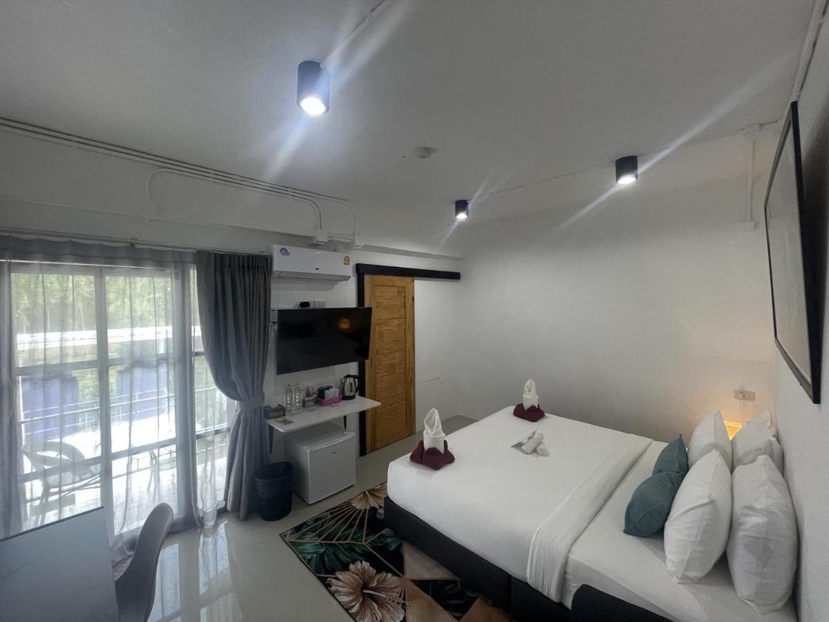 Laewan Guesthouse Baan Tai Luaran gambar