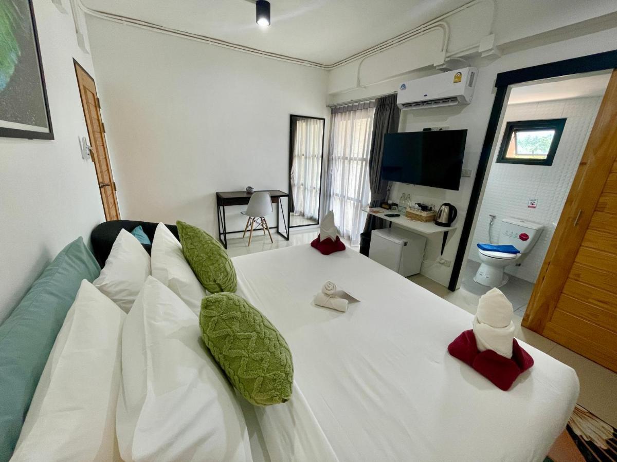 Laewan Guesthouse Baan Tai Luaran gambar